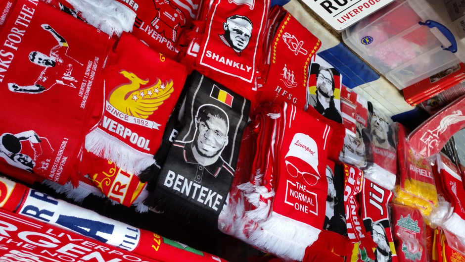 2 Tourist mistakes at EPL games